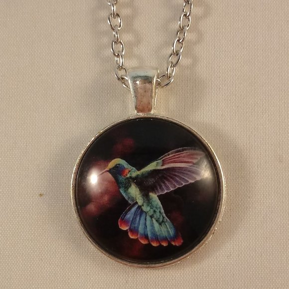 Silver Mystical Hummingbird Cabochon Pendant Chain Necklace Gift - Picture 2 of 3
